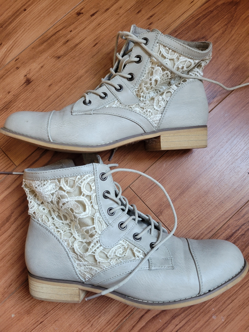 Lace-Panel Combat Boots - Cream & Gray